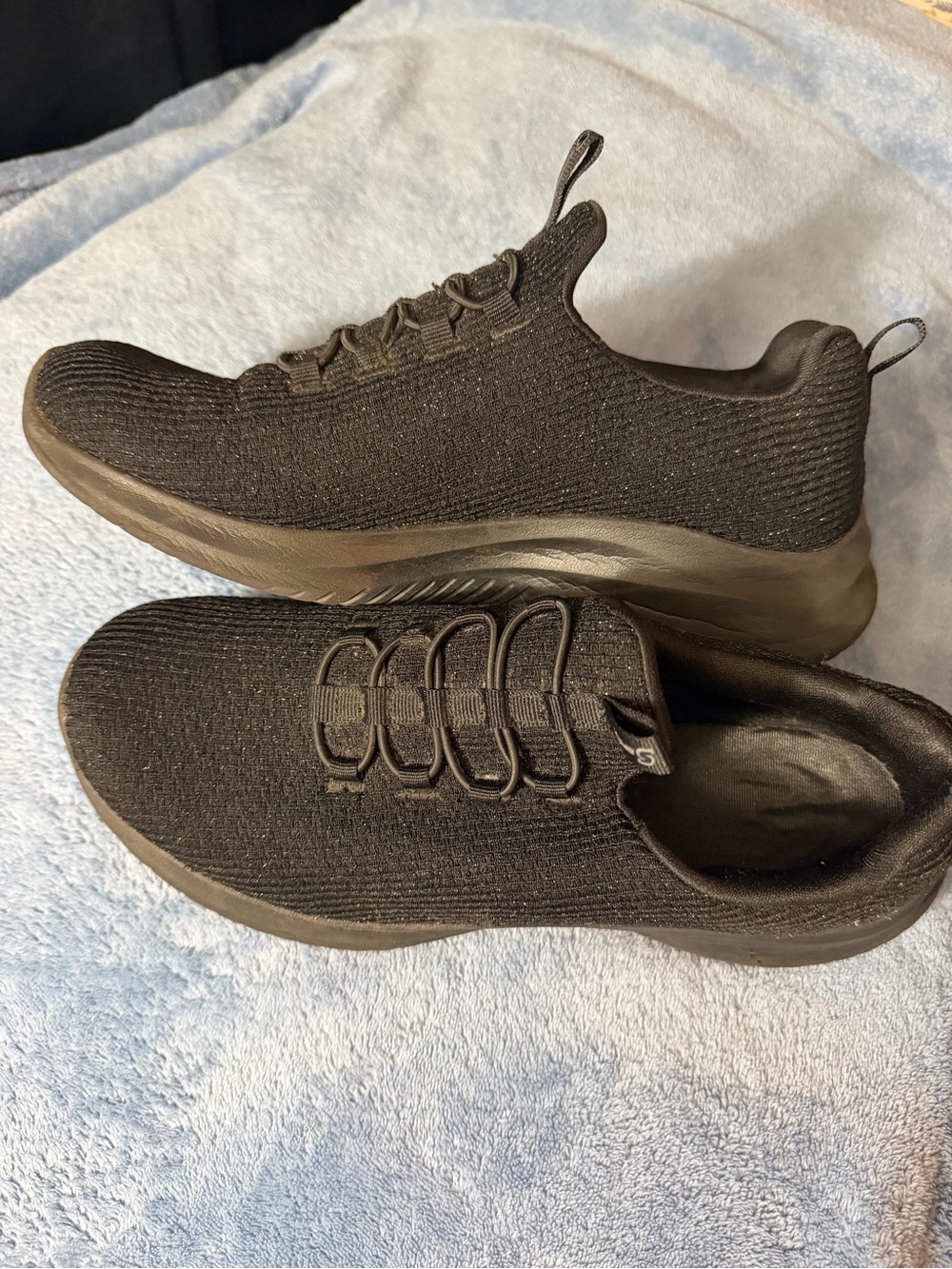 Women's Black Knit Slip-On Athletic Sneakers